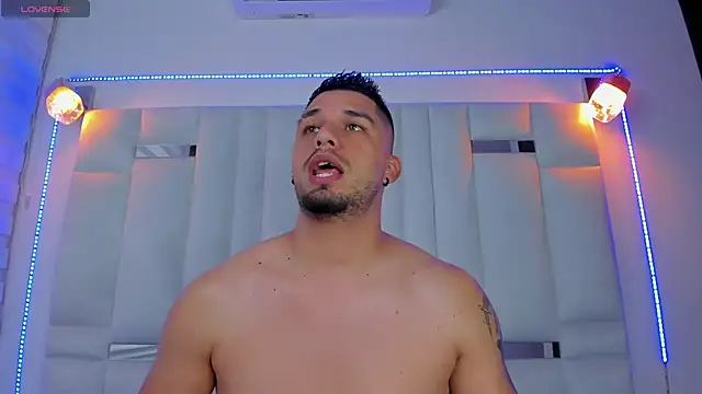 Jacoob19  online show from March 20, 2025, 12:32 pm