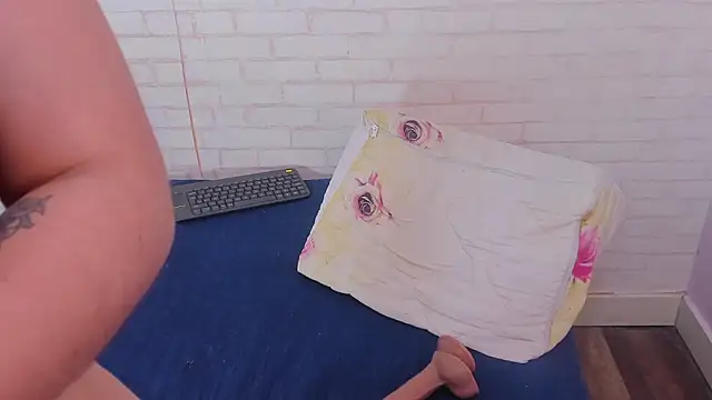 Tiffany mendez online show from February 1, 2025, 3:18 pm