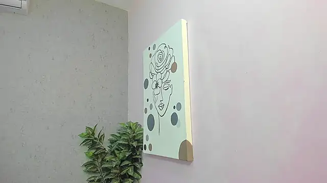 Tiffany mendez online show from April 4, 2026, 12:02 pm