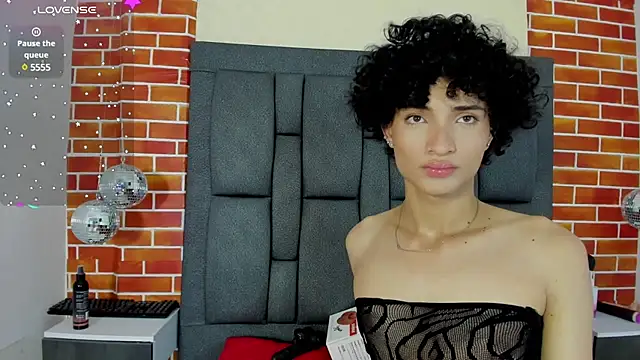 appolo jay online show from February 21, 2025, 1:44 am