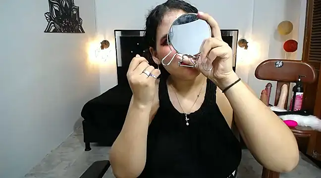 candy hairy online show from March 9, 2025, 3:32 am