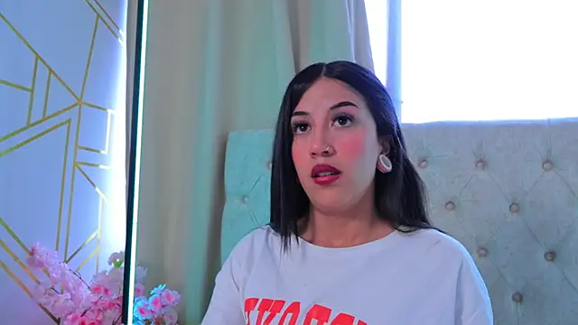 JulessCornett online show from January 13, 2025, 8:15 pm