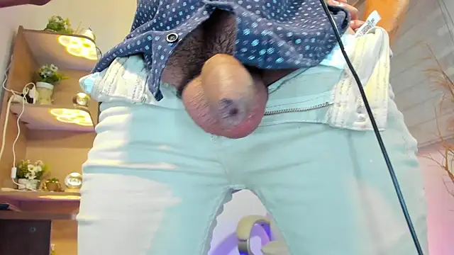 alessandro wye online show from March 2, 2025, 8:27 am