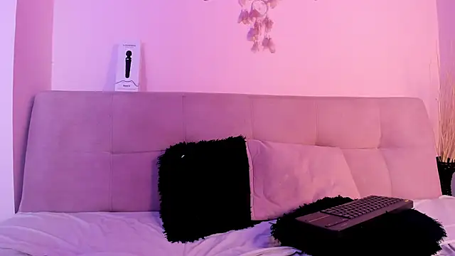 Siena morales online show from March 6, 2026, 5:09 pm