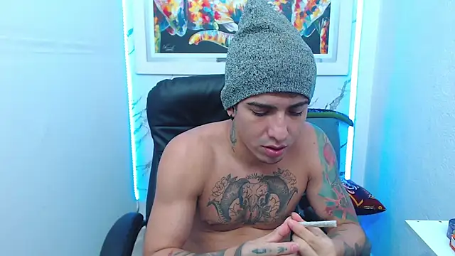 targuerian22 online show from September 21, 2025, 7:10 am