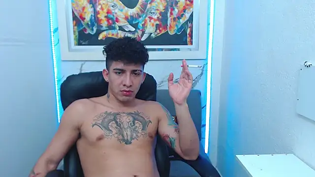 targuerian22 online show from October 5, 2025, 4:00 am