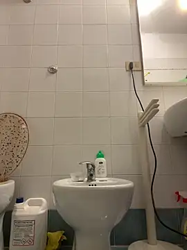 4n4l1zz4m1 online show from January 21, 2025, 9:04 pm