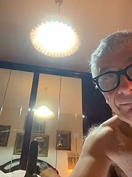 4n4l1zz4m1 online show from March 17, 2025, 8:51 pm