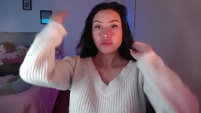 Emilyswan04 online show from January 27, 2025, 4:11 pm