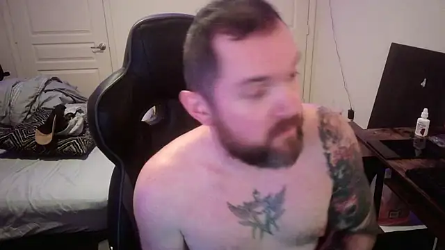 lit702 online show from February 7, 2025, 9:05 am