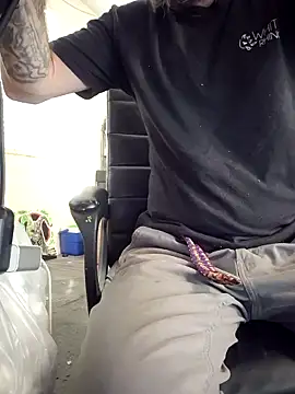 lit702 online show from April 19, 2026, 6:54 pm