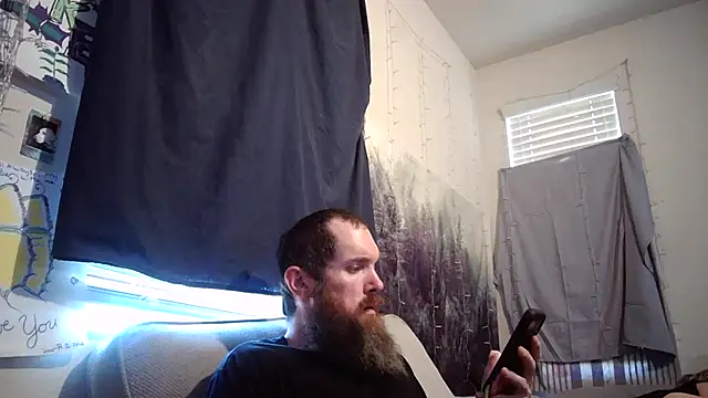 Snapshot of lit702 chatting on May 6, 2026, 4:23 pm lit702 online show from May 6, 2026, 4:23 pm