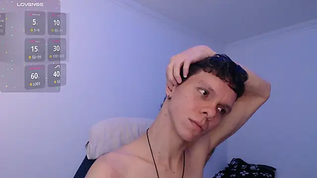 bryamado69 online show from December 17, 2025, 1:50 pm