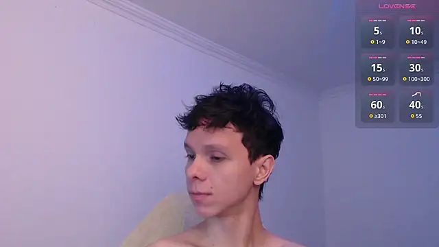 bryamado69 online show from March 18, 2026, 9:29 pm