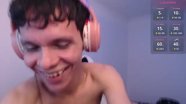 bryamado69 online show from March 20, 2026, 11:20 pm