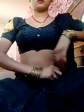 Snapshot of annaya_sweet chatting on February 6, 2025, 8:18 am annaya sweet online show from February 6, 2025, 8:18 am