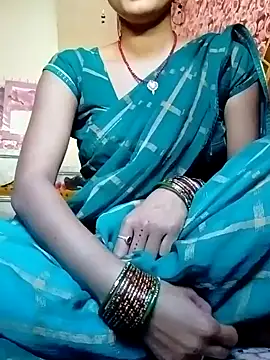 Snapshot of annaya_sweet chatting on February 13, 2025, 7:03 am annaya sweet online show from February 13, 2025, 7:03 am