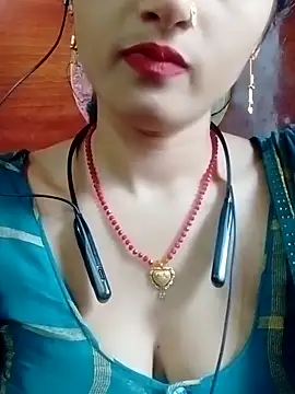 Snapshot of annaya_sweet chatting on February 22, 2025, 7:56 am annaya sweet online show from February 22, 2025, 7:56 am