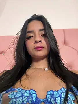 Laura fernandezII online show from February 25, 2025, 3:52 am