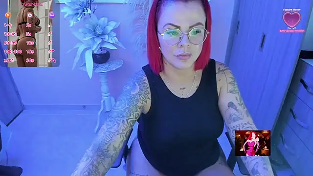 Snapshot of KAROL_MILF chatting on May 5, 2026, 12:07 am KAROL MILF online show from May 5, 2026, 12:07 am