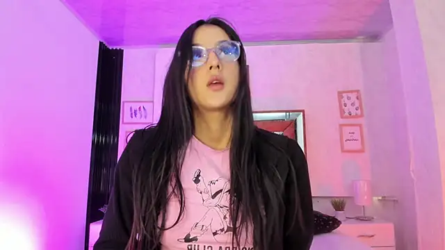 Princess Violett online show from March 21, 2025, 2:18 pm