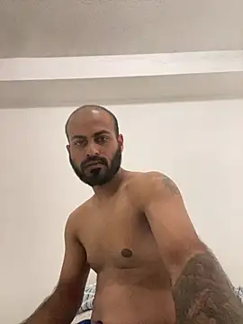 islandvybee55 online show from January 14, 2025, 6:49 pm