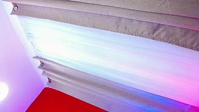 dark sailent online show from March 3, 2025, 8:27 am