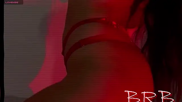 NahiaraEvans  online show from October 4, 2025, 6:00 am