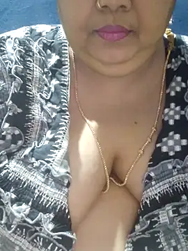 tamilthanushri online show from April 4, 2026, 7:50 am