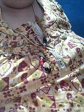 tamilthanushri online show from April 21, 2026, 3:35 am