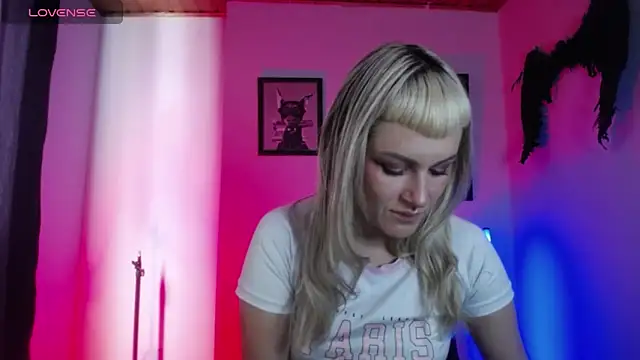 Snapshot of kim_jeins11 chatting on September 19, 2025, 5:57 pm kim jeins11 online show from September 19, 2025, 5:57 pm