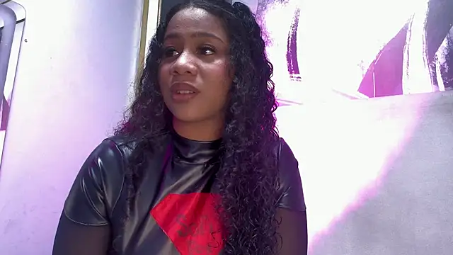 Sofi Fox  online show from April 24, 2026, 4:04 am