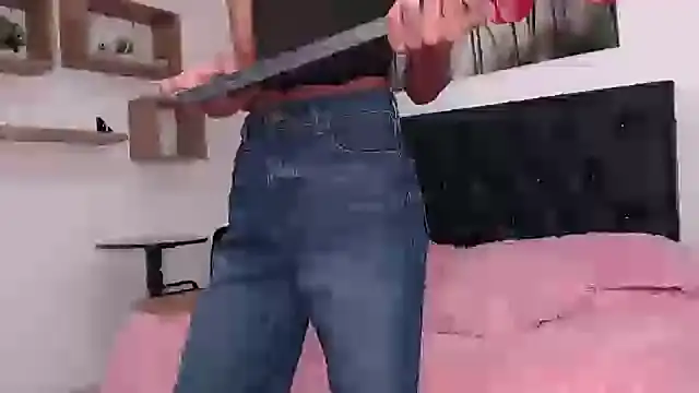 abigail f00x online show from March 7, 2025, 12:45 pm