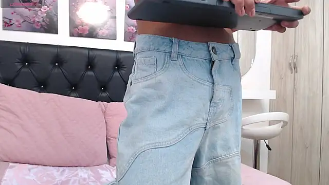 abigail f00x online show from March 23, 2026, 12:42 pm