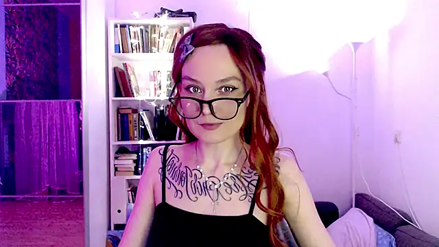 mischellemeow13 online show from February 9, 2025, 1:11 am