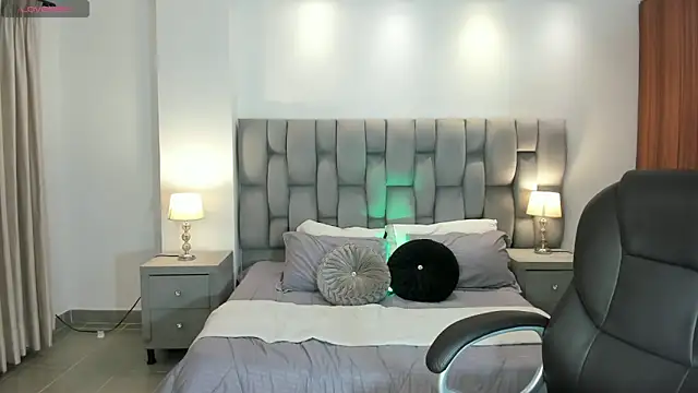 sarita evanss online show from October 26, 2025, 11:20 pm