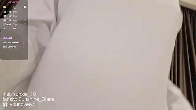 Snapshot of Sunshine_Diana chatting on May 3, 2026, 2:01 pm Sunshine Diana online show from May 3, 2026, 2:01 pm