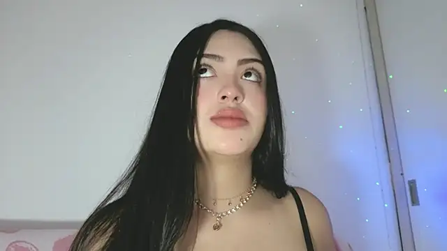 Sweet-Sophiee online show from April 4, 2026, 3:05 am