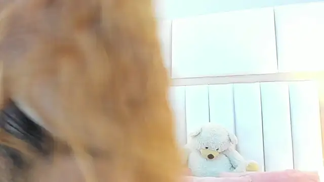 AmbarSantany online show from March 22, 2025, 8:04 pm