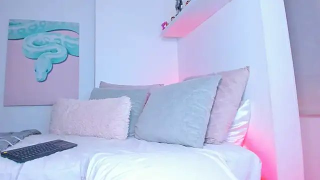 Alexis Rosse online show from December 15, 2024, 3:34 am