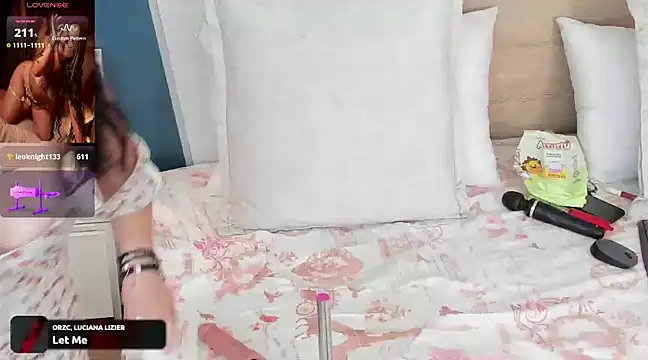 Megansttein  online show from February 7, 2025, 10:30 pm