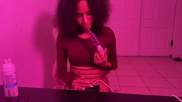 Snapshot of shandiloveslemonss chatting on September 10, 2025, 6:57 am shandiloveslemonss online show from September 10, 2025, 6:57 am