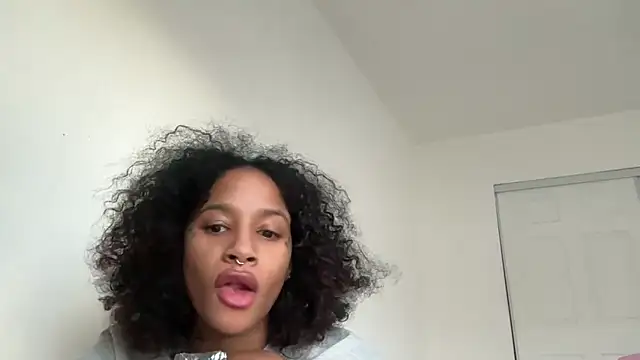 Snapshot of shandiloveslemonss chatting on October 26, 2025, 10:04 pm shandiloveslemonss online show from October 26, 2025, 10:04 pm