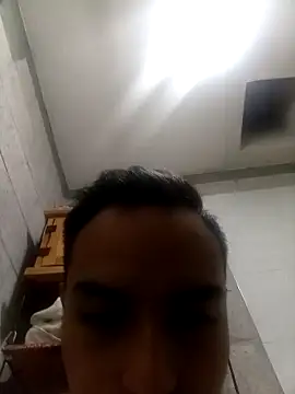 DaniSexFlow online show from April 22, 2026, 5:43 am