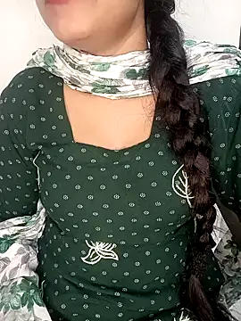 Lovely mam444 online show from December 17, 2024, 12:43 pm