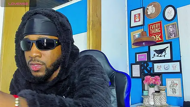 Drake Nassir4 online show from October 1, 2025, 9:54 pm