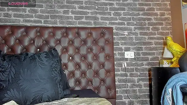 Drake Nassir4 online show from December 2, 2025, 5:02 am