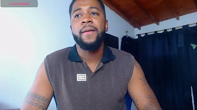Snapshot of Drake_Nassir4 chatting on June 20, 2026, 5:32 am Drake Nassir4 online show from June 20, 2026, 5:32 am
