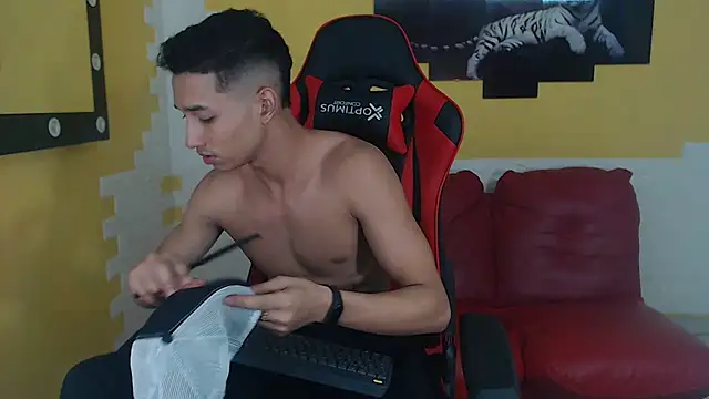 jose sexycumm online show from December 23, 2024, 7:20 pm