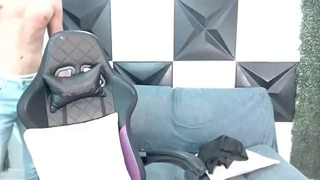 jose sexycumm online show from January 12, 2025, 9:29 pm